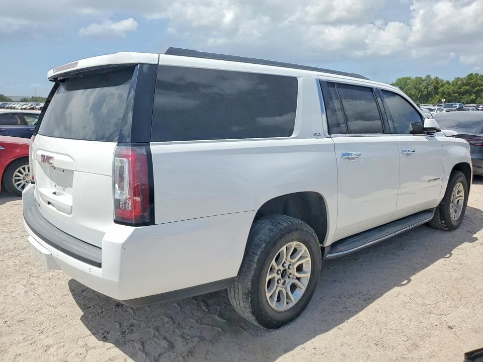 2019 GMC YUKON XL K1500 SLT 3