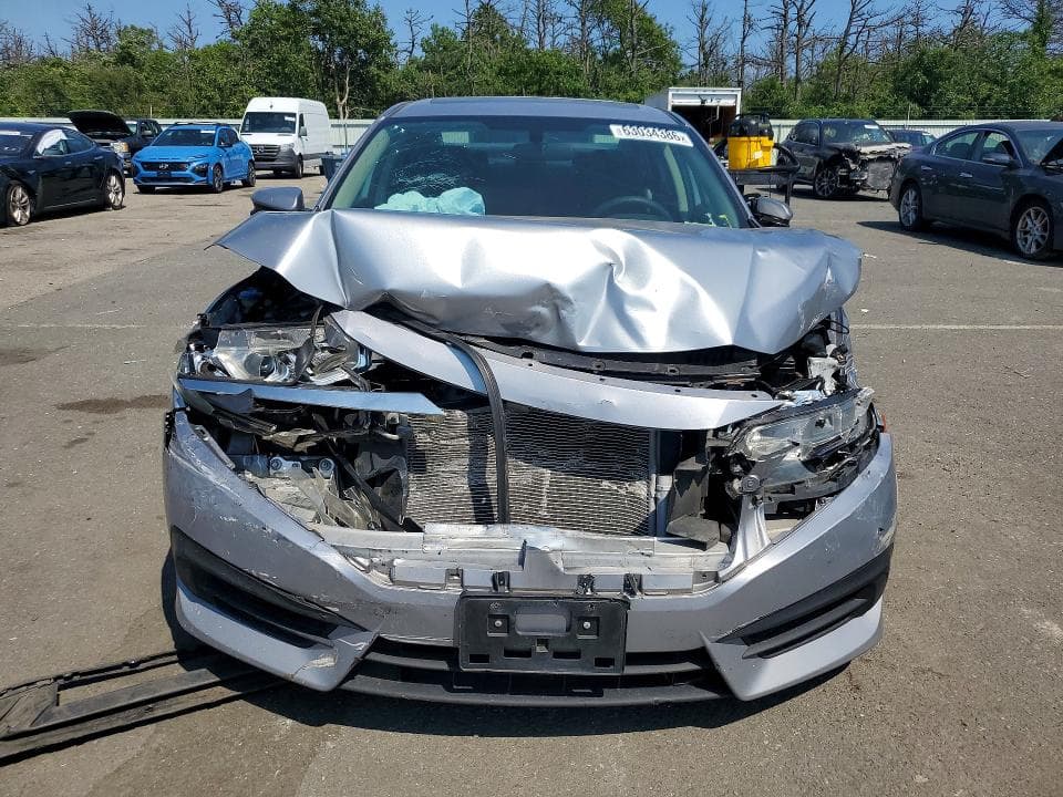 2018 HONDA CIVIC EX 5