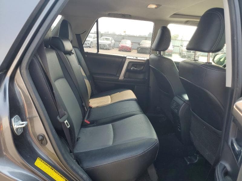 2017 TOYOTA 4RUNNER SR5 PREMIUM 11
