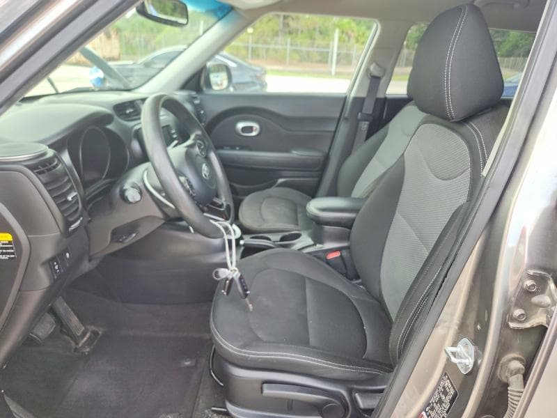 2017 KIA SOUL + 7