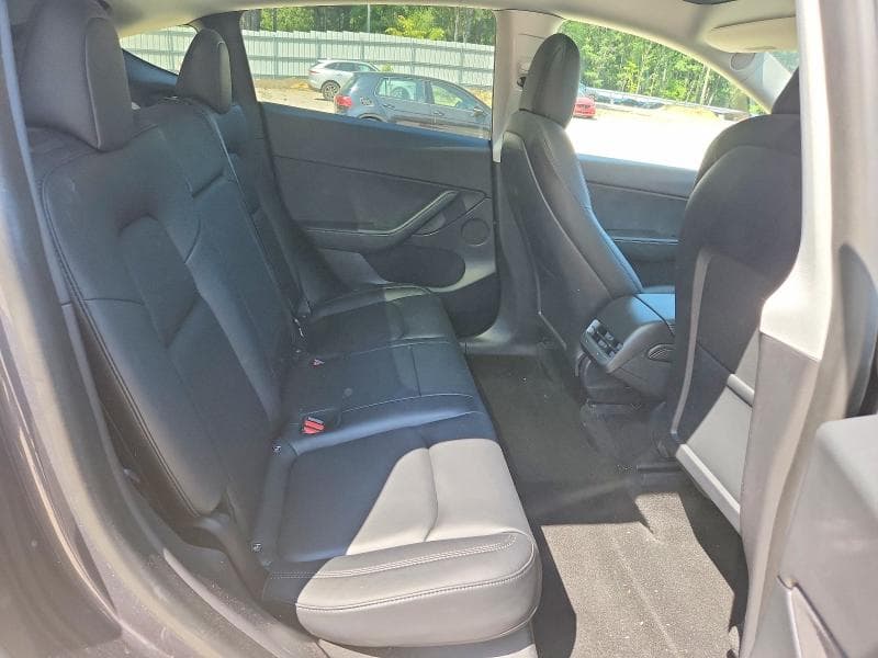 2021 TESLA MODEL Y 10