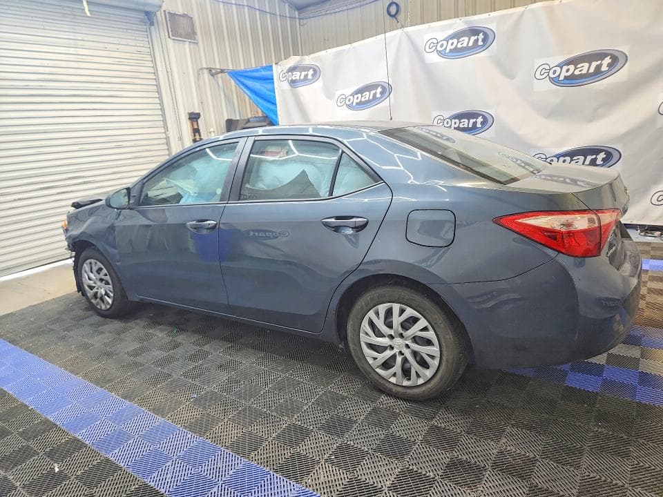 2018 TOYOTA COROLLA LE 2