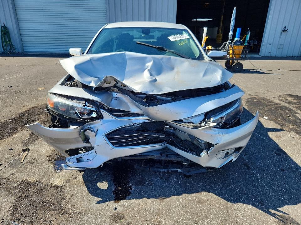 2017 CHEVROLET MALIBU LT 5