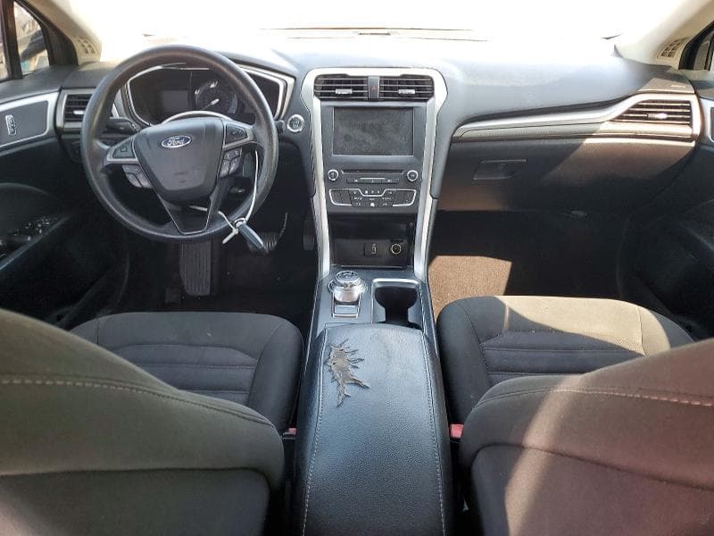 2017 FORD FUSION SE 8