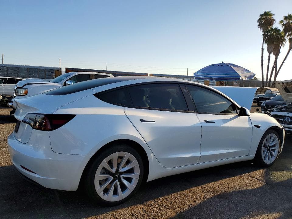 2023 TESLA MODEL 3 3