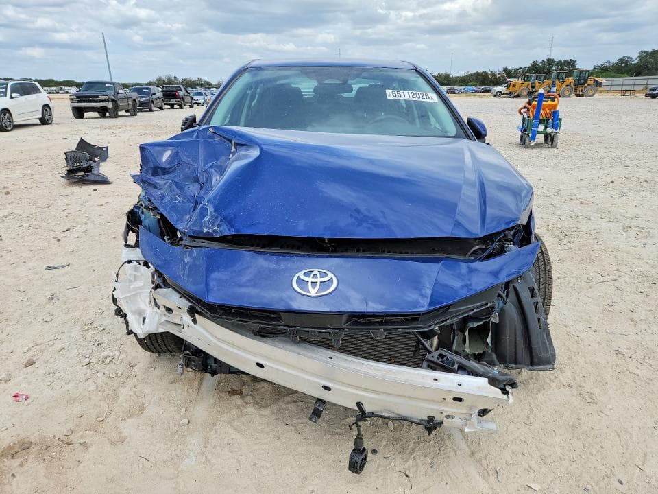 2026 TOYOTA CAMRY LE 5