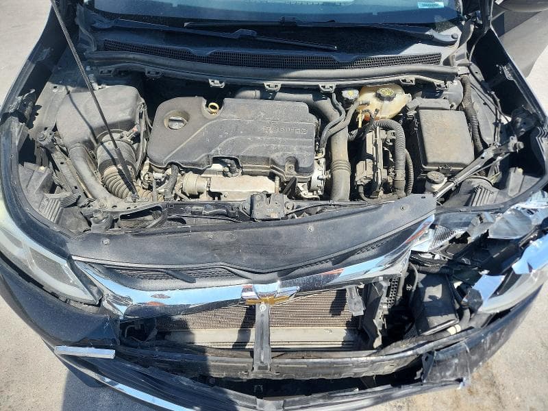 2019 CHEVROLET CRUZE LS 11