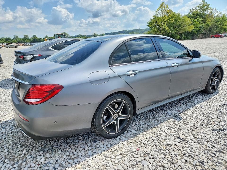 2018 MERCEDES-BENZ E 300 3