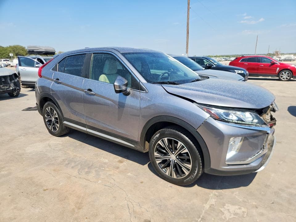 2019 MITSUBISHI ECLIPSE CROSS 4