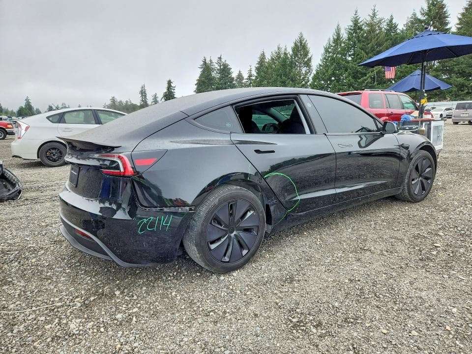 2024 TESLA MODEL 3 3
