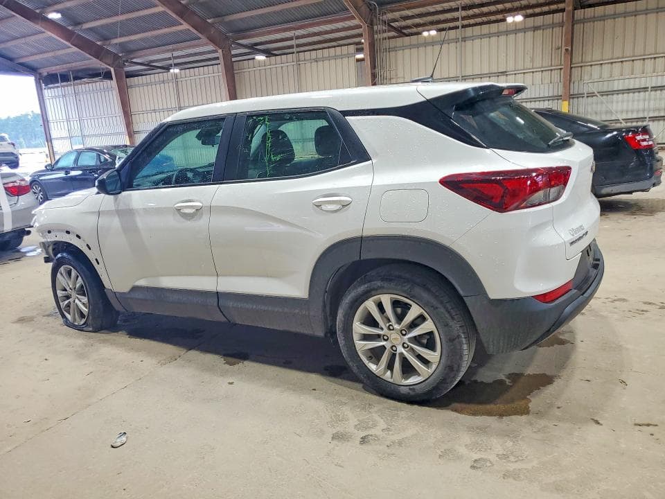 2023 CHEVROLET TRAILBLAZER LS 2