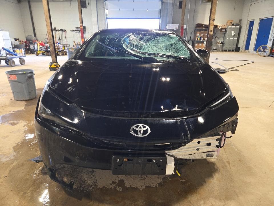 2025 TOYOTA PRIUS PLUG-IN HYBRID SE 5