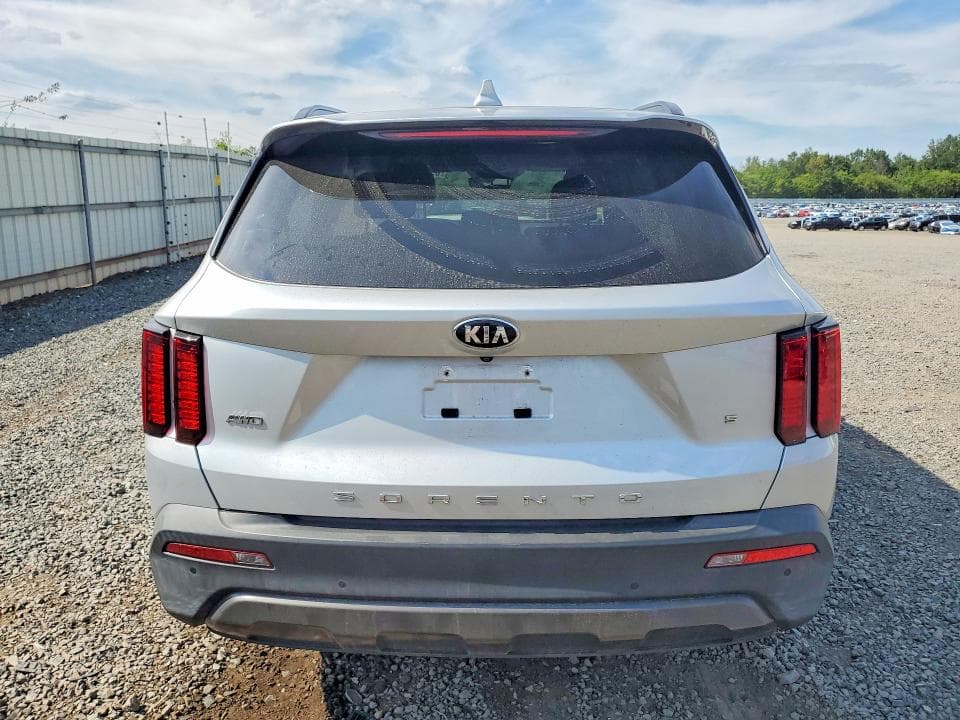 2021 KIA SORENTO S 6
