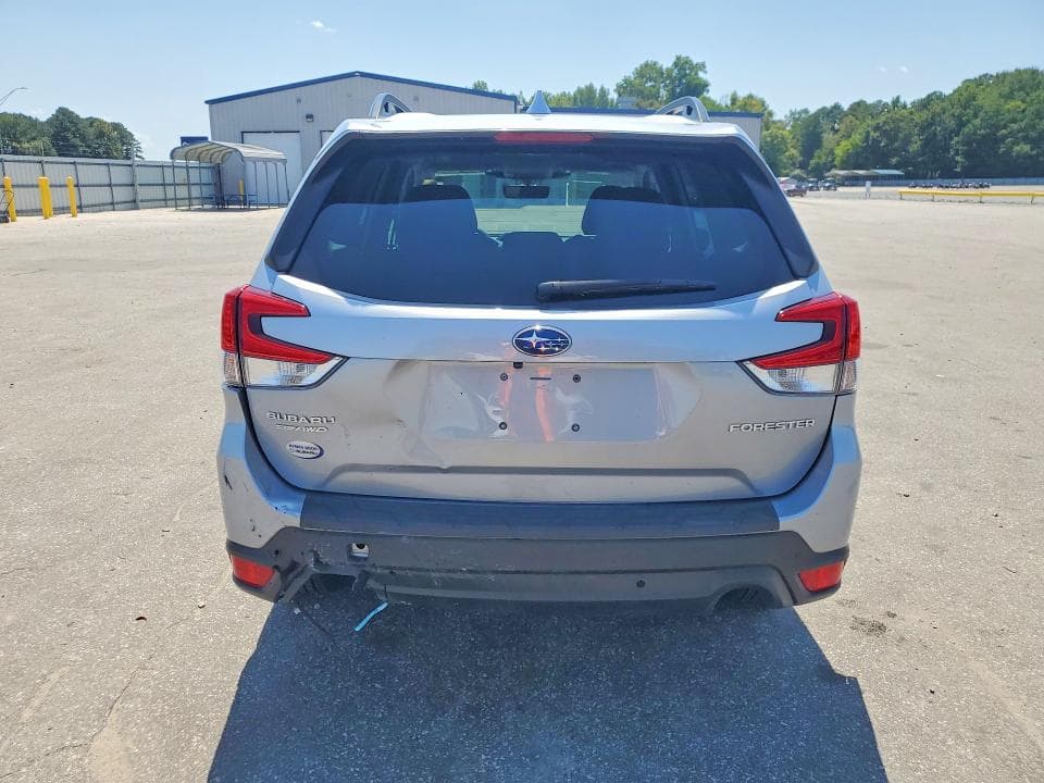 2023 SUBARU FORESTER LIMITED 6