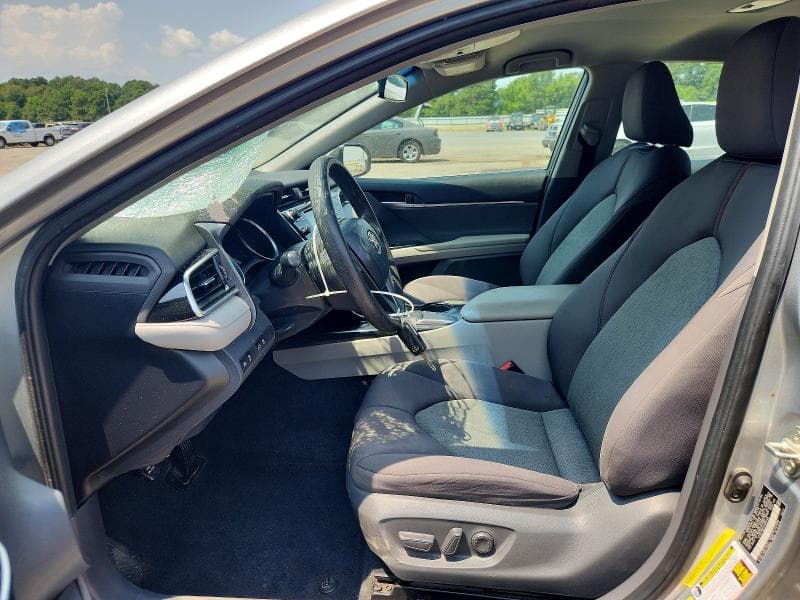 2018 TOYOTA CAMRY LE 7
