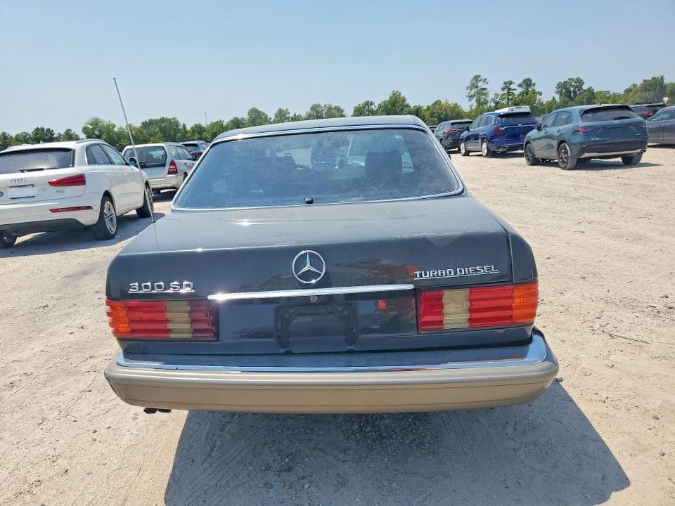 1985 MERCEDES-BENZ 300 6