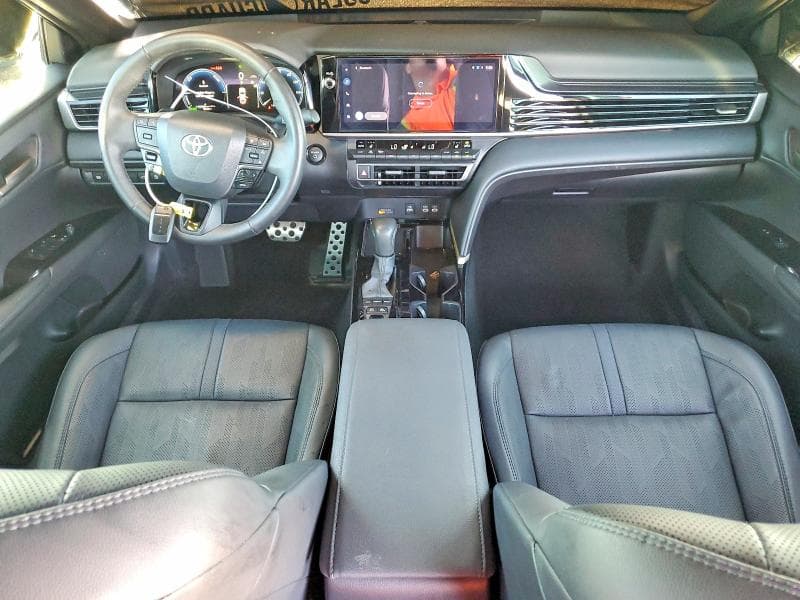 2025 TOYOTA CAMRY XSE 8