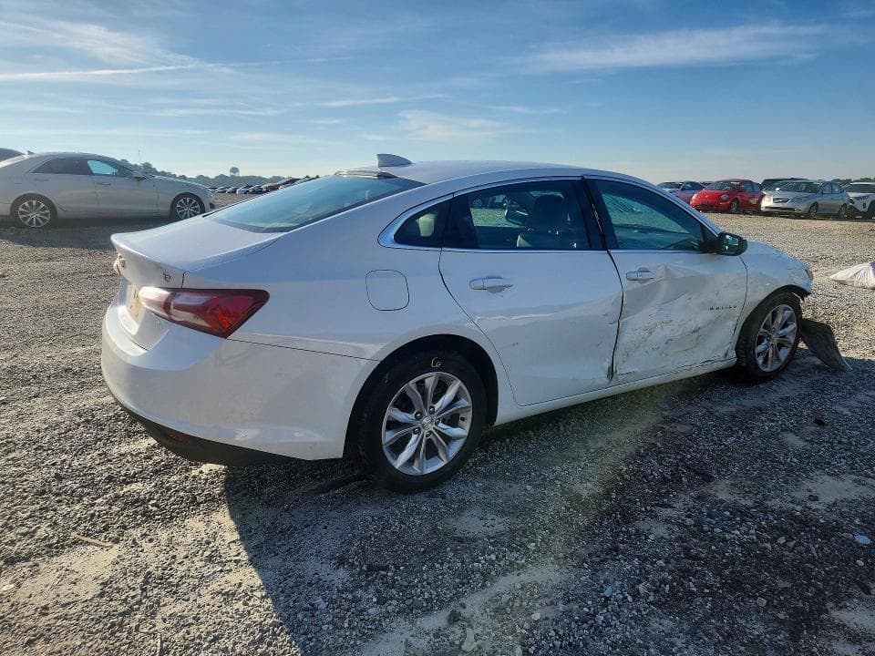 2019 CHEVROLET MALIBU LT 3