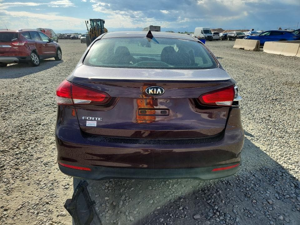 2018 KIA FORTE LX 6