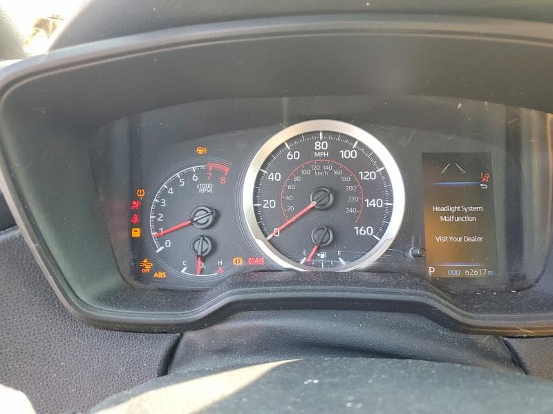 2020 TOYOTA COROLLA SE 9