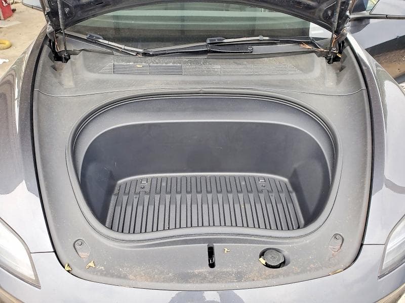 2025 TESLA MODEL 3 11