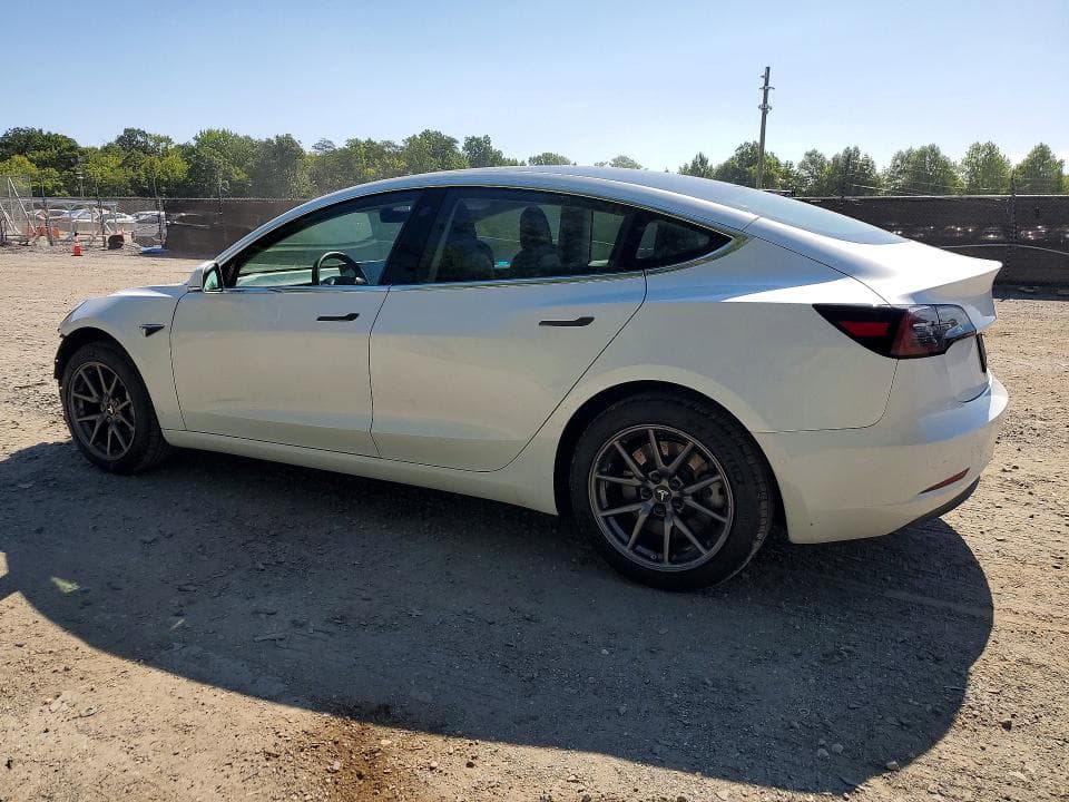 2020 TESLA MODEL 3 2