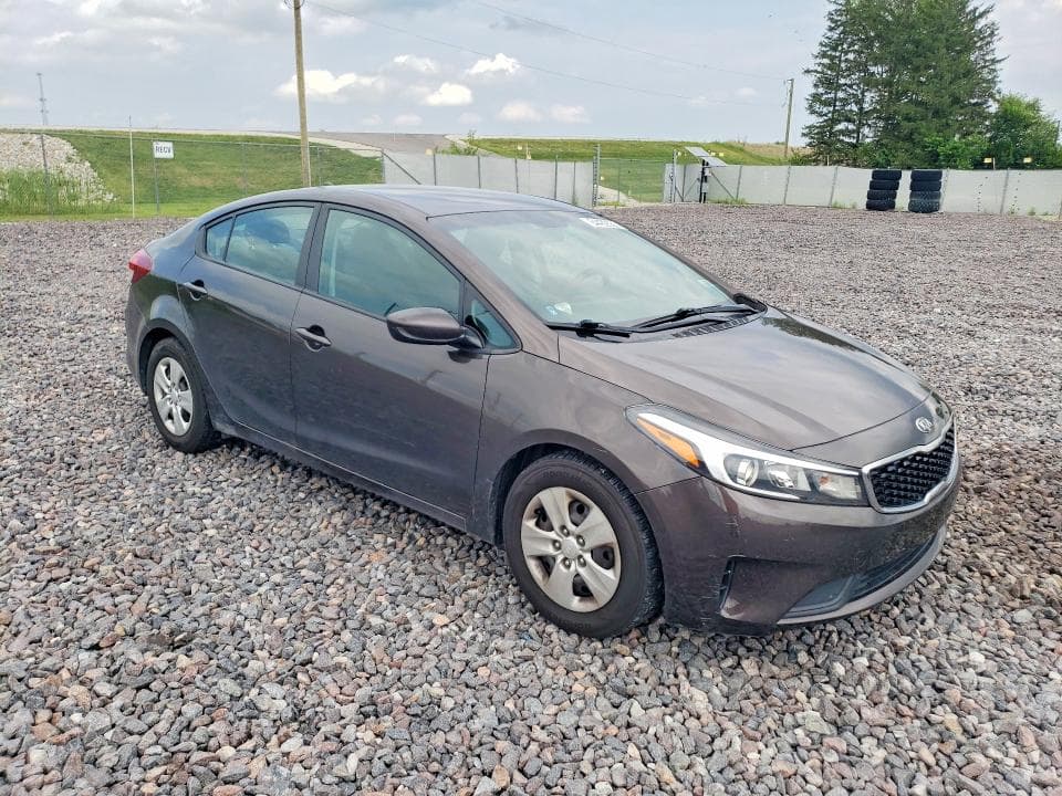 2017 KIA FORTE LX 4