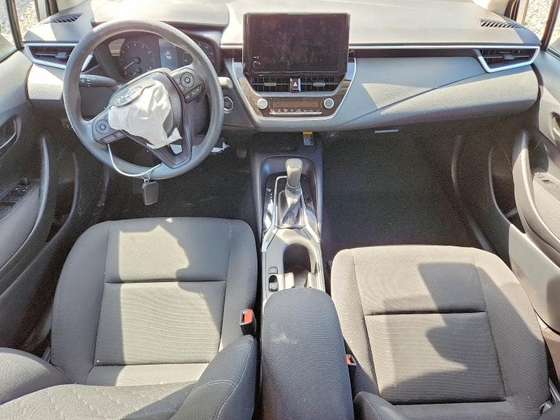 2025 TOYOTA COROLLA LE 8