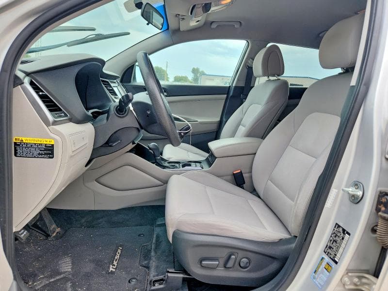 2017 HYUNDAI TUCSON SE 7