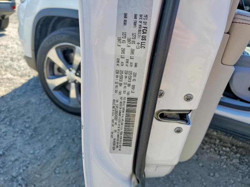 2019 JEEP CHEROKEE LIMITED 13