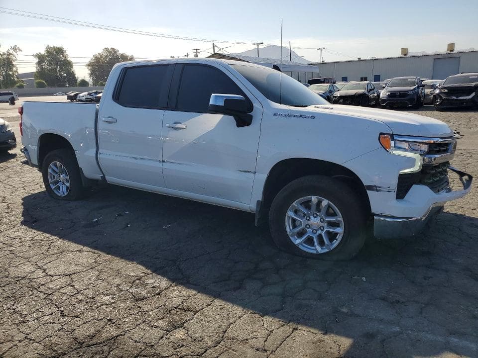 2025 CHEVROLET SILVERADO C1500 LT 4