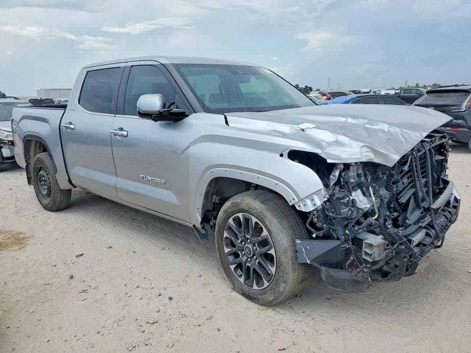 2024 TOYOTA TUNDRA CREWMAX LIMITED 4