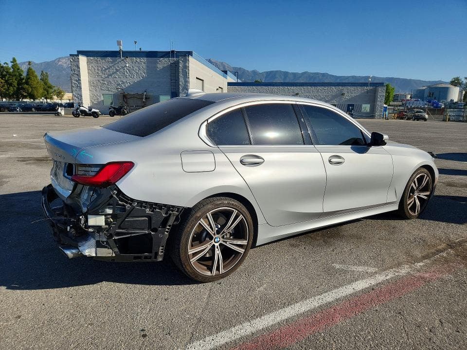 2021 BMW 330E 3