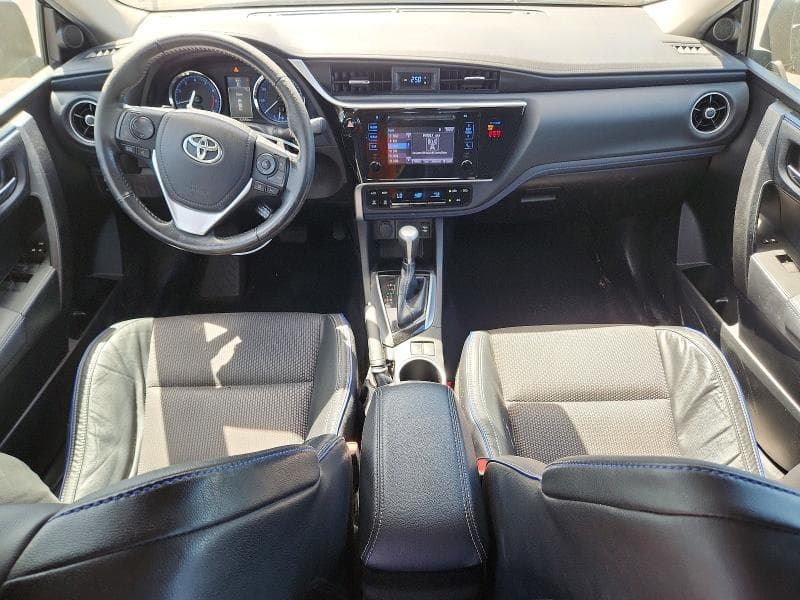 2019 TOYOTA COROLLA SE 8