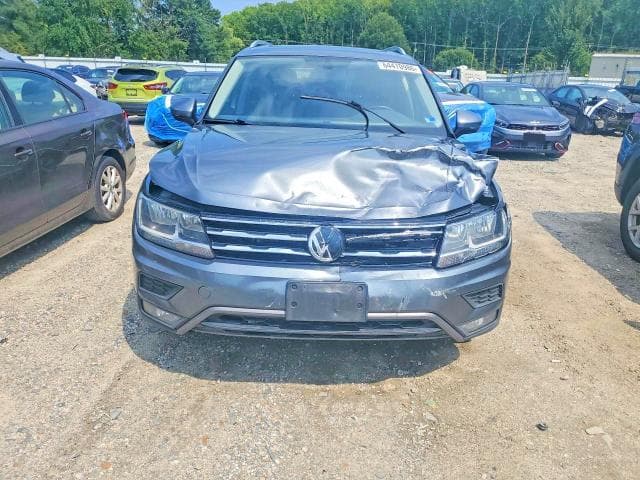 2018 VOLKSWAGEN TIGUAN SE 5