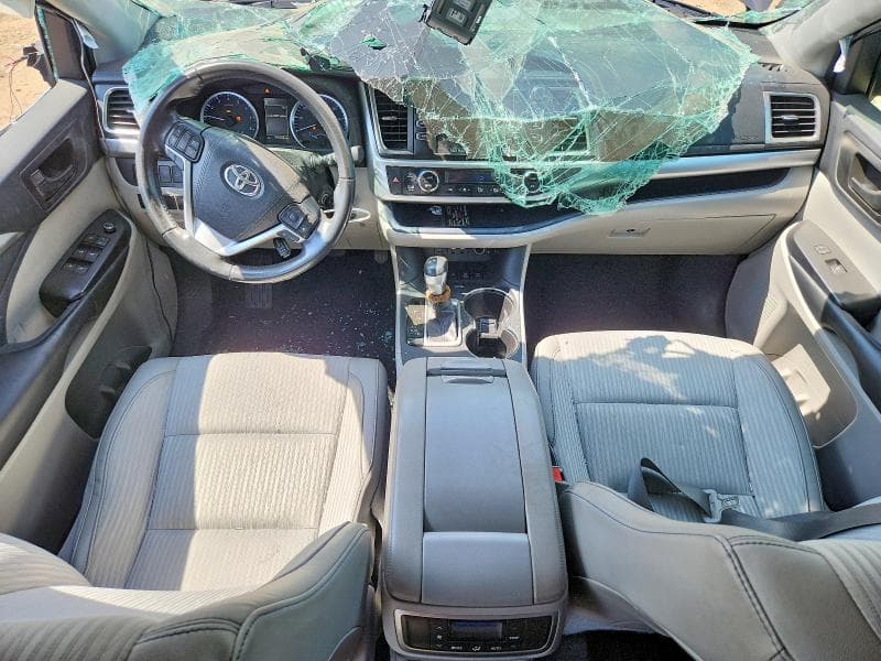 2019 TOYOTA HIGHLANDER LE PLUS 8