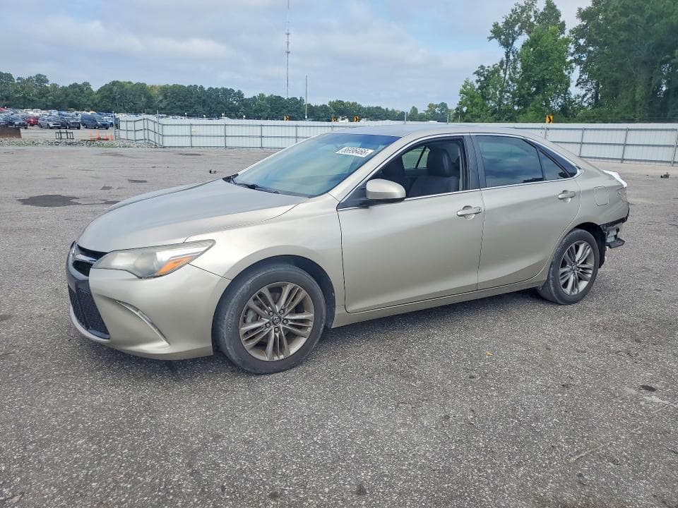 2017 TOYOTA CAMRY SE - 1