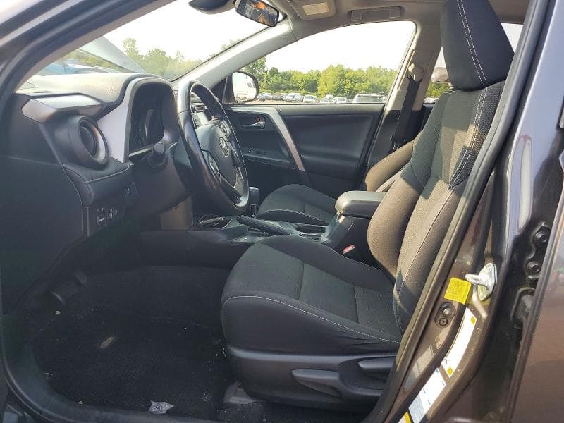 2017 TOYOTA RAV4 XLE 7