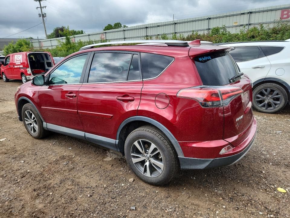 2018 TOYOTA RAV4 XLE 2