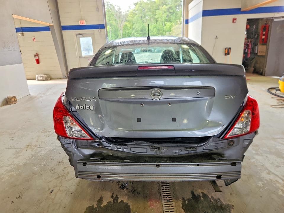2018 NISSAN VERSA SV 6