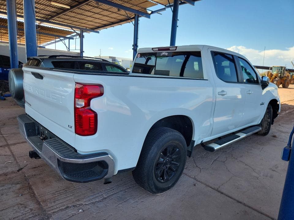 2020 CHEVROLET SILVERADO C1500 LT 3
