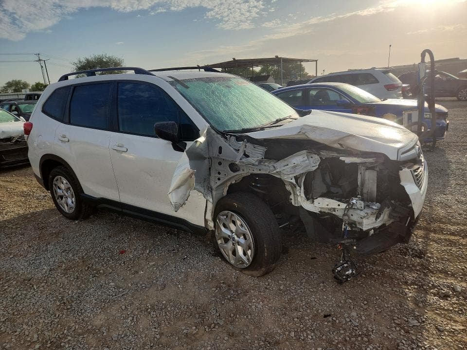 2021 SUBARU FORESTER 4