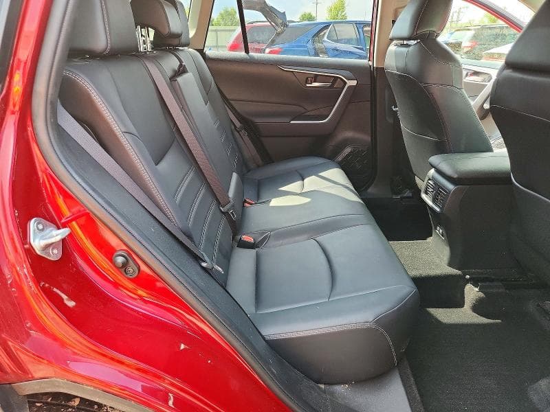 2019 TOYOTA RAV4 XLE PREMIUM 11