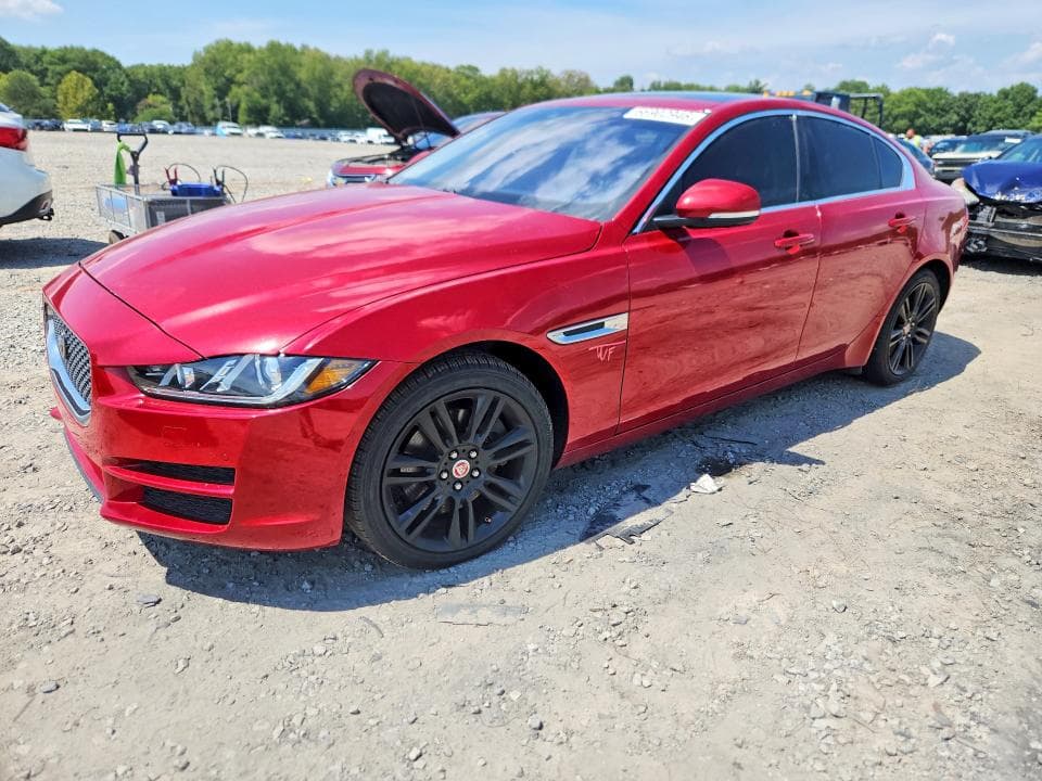 2017 JAGUAR XE PRESTIGE - 1