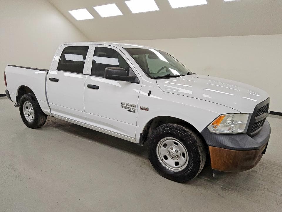2019 RAM 1500 CLASSIC TRADESMAN 4
