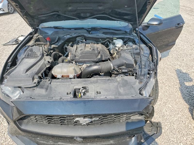 2018 FORD MUSTANG 11