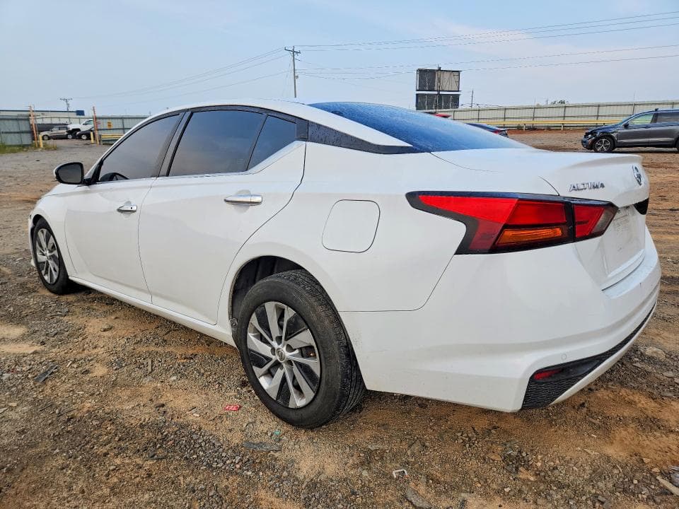 2021 NISSAN ALTIMA S 2