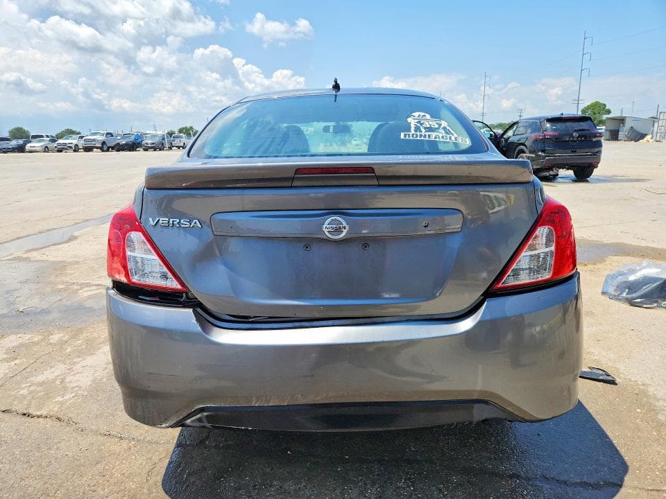 2018 NISSAN VERSA S PLUS 6