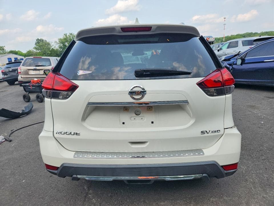 2017 NISSAN ROGUE SV 6