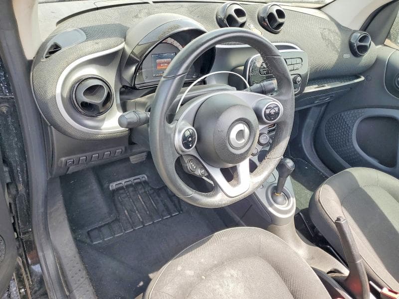 2017 SMART FORTWO 8